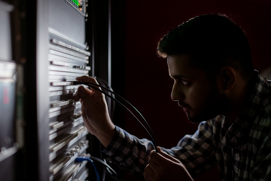 The Role of Optical Solutions in Cloud Computing